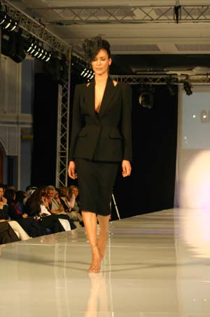 Tailleur Noir Gaultier